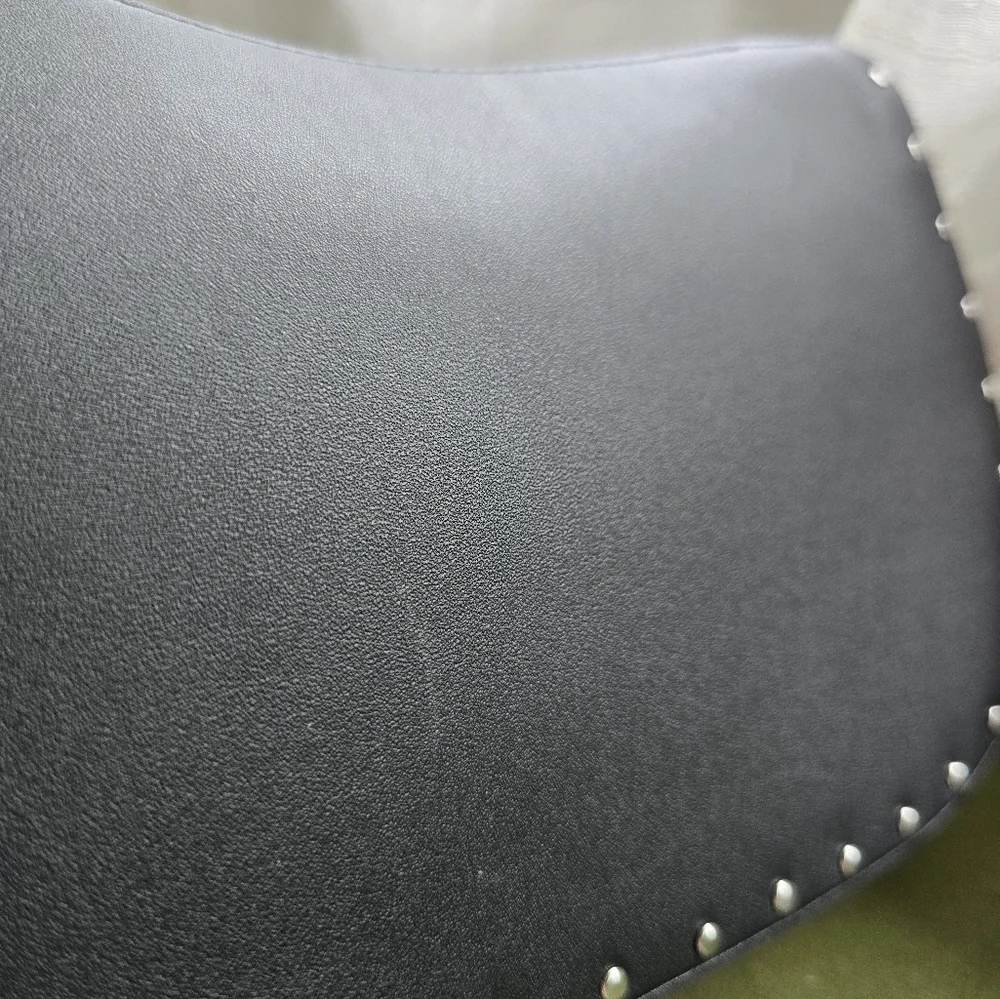 Coach Swinger with Rivets - Picture 8 of 9